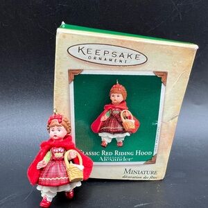 Hallmark Keepsake Classic Red Riding Hood 2004 Christmas Miniature Ornament